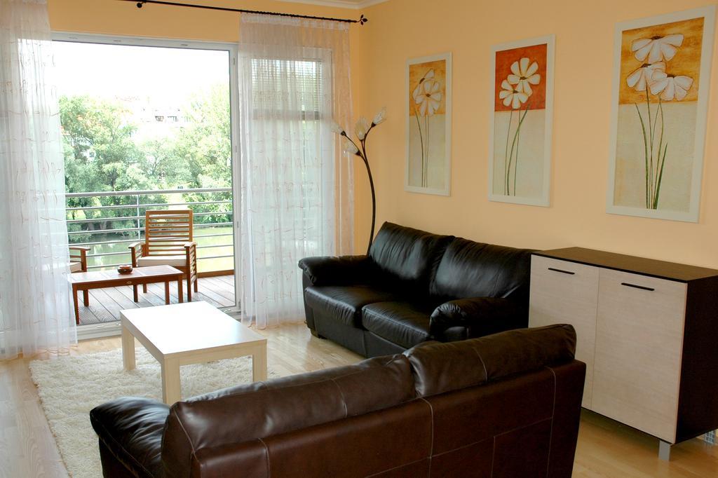 Dunalux Apartman Győr Exterior foto